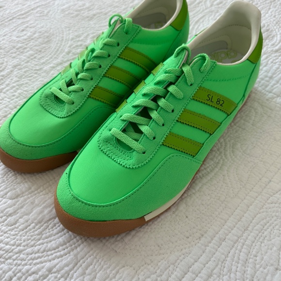 Adidas SL 82 Neon Green Sneakers Brand New Unisex NWOT - Picture 3 of 5